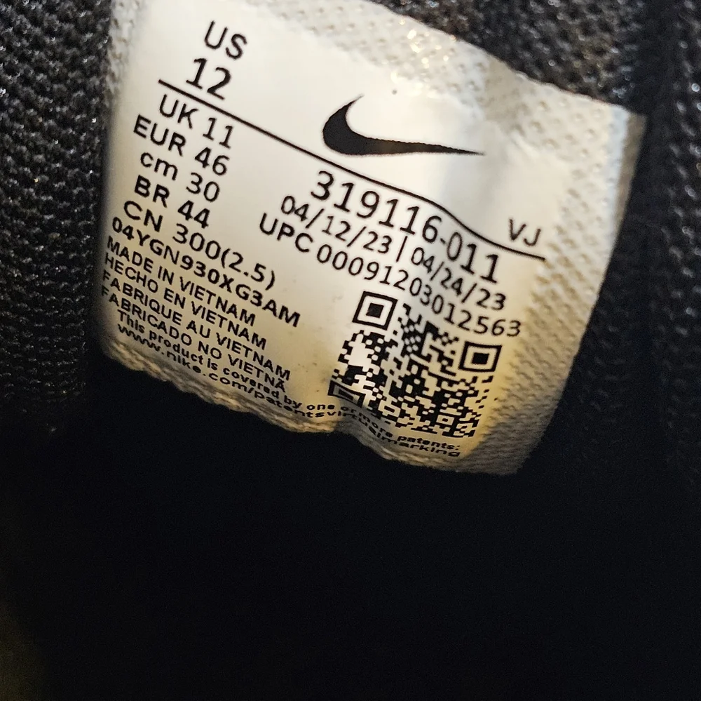 Nike Air Max Torch 3 Men’s Sz 12 - Black - 319116-011 - - Picture 5 of 6